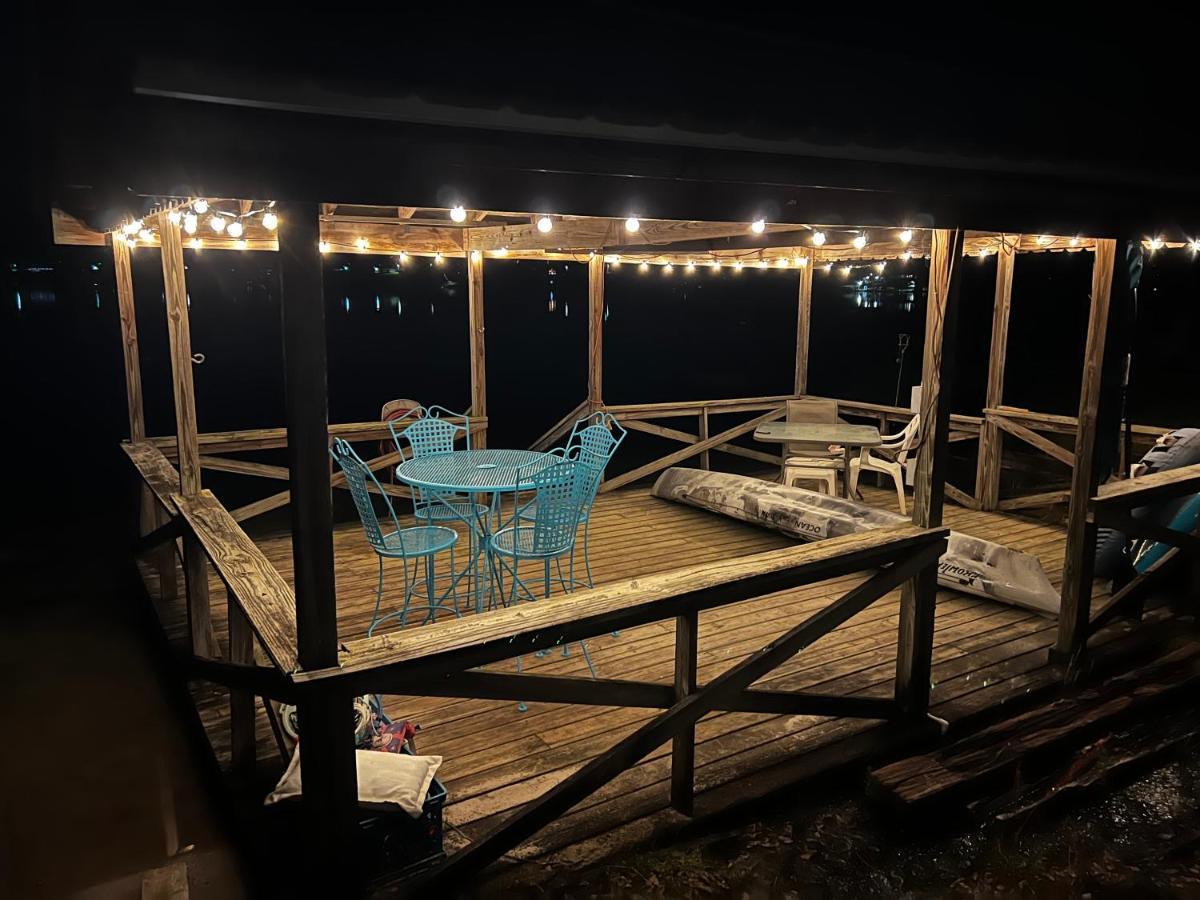 The Fifth Promise - A Cozy Lakehouse Retreat Чипли Экстерьер фото
